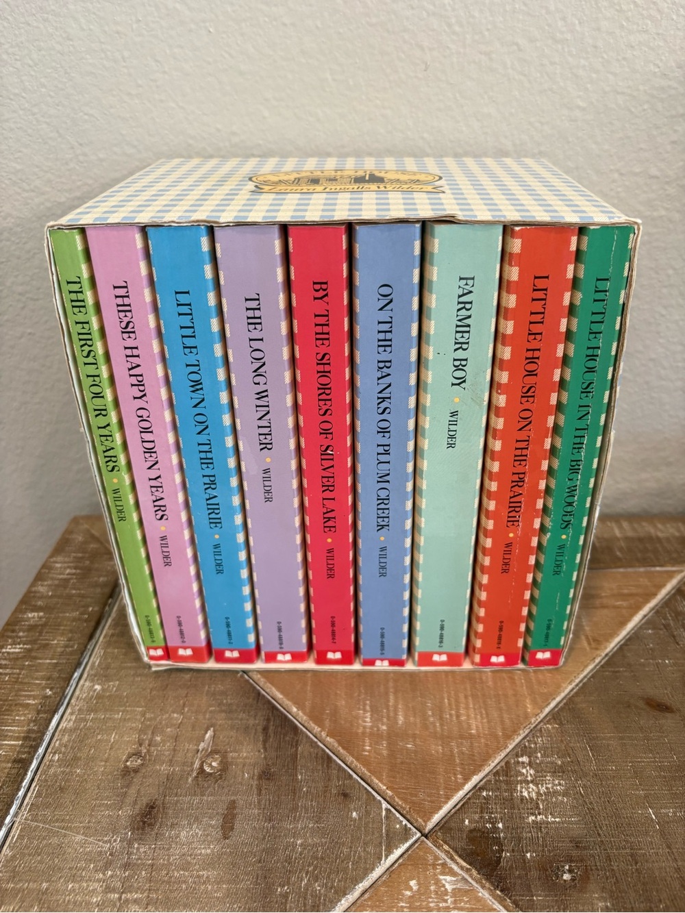 1994 Little House 9 Book Box Set Laura Ingalls Wilder Excellent condition
